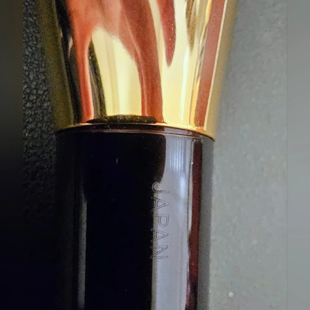 Tom Ford Bronzer Brush 05 Goat Hair - Picture 2 of 5